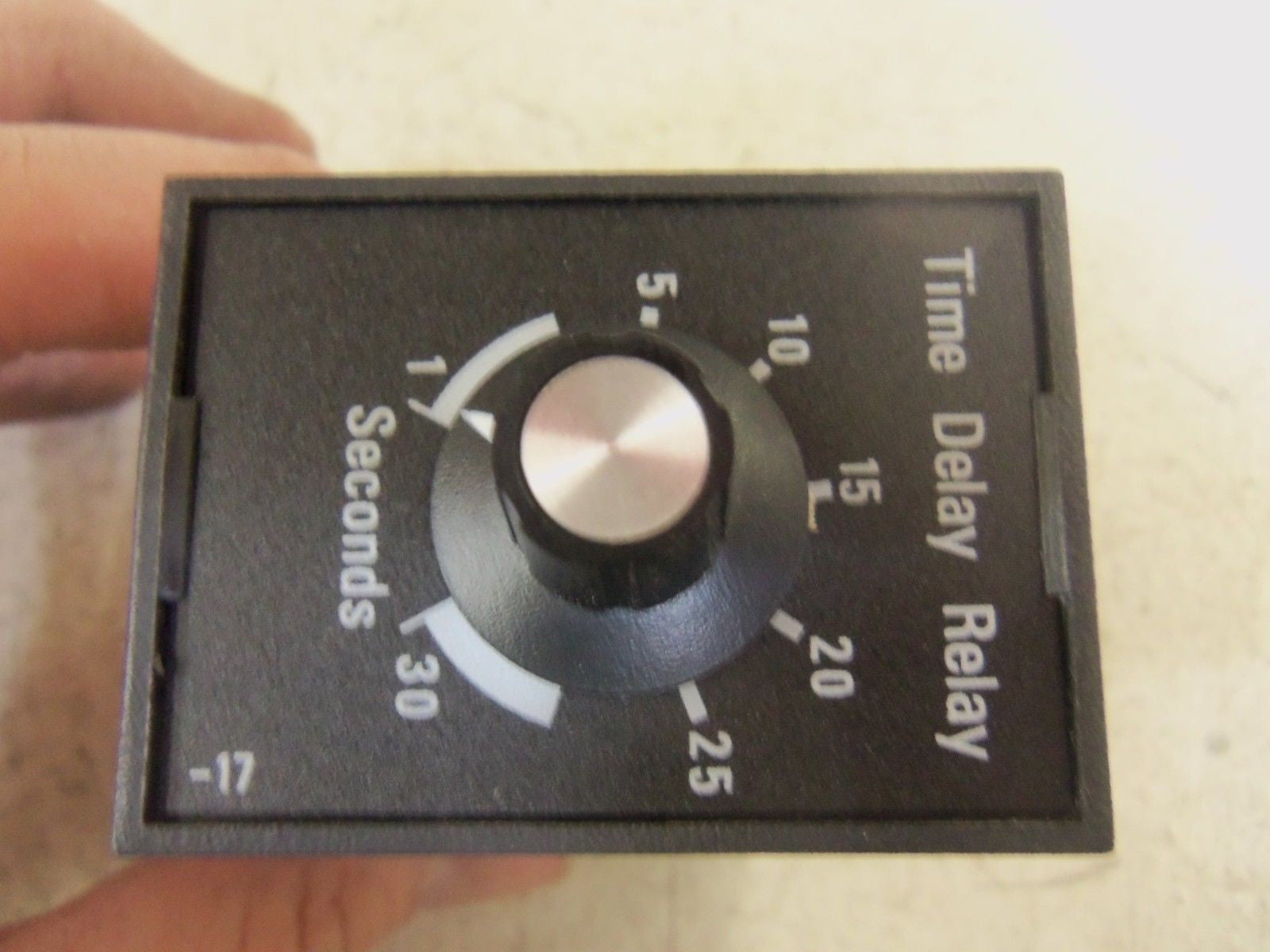 ABB SSAC TRB120A2Y30 TIME DELAY RELAY *NEW IN BOX*
