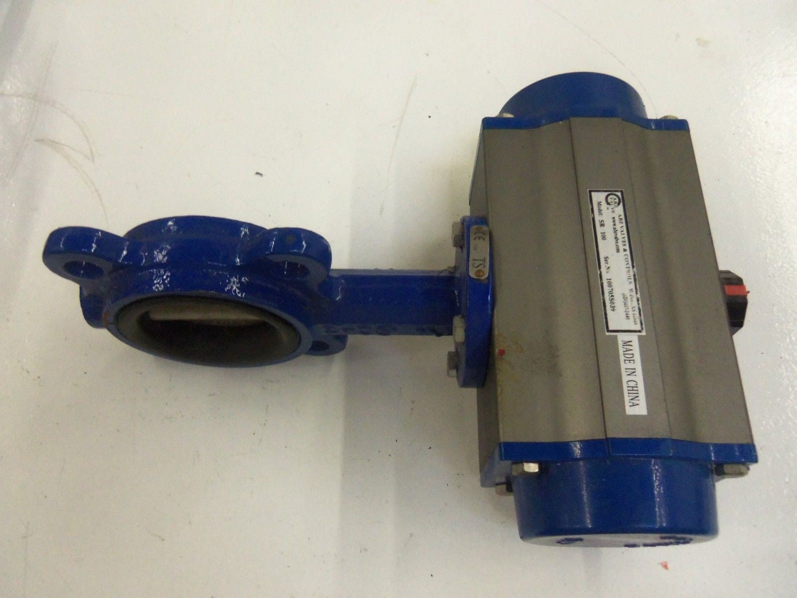 ABZ SR100 PNEUMATIC ACTUATOR BUTTERFLY VALVE *NEW NO BOX*