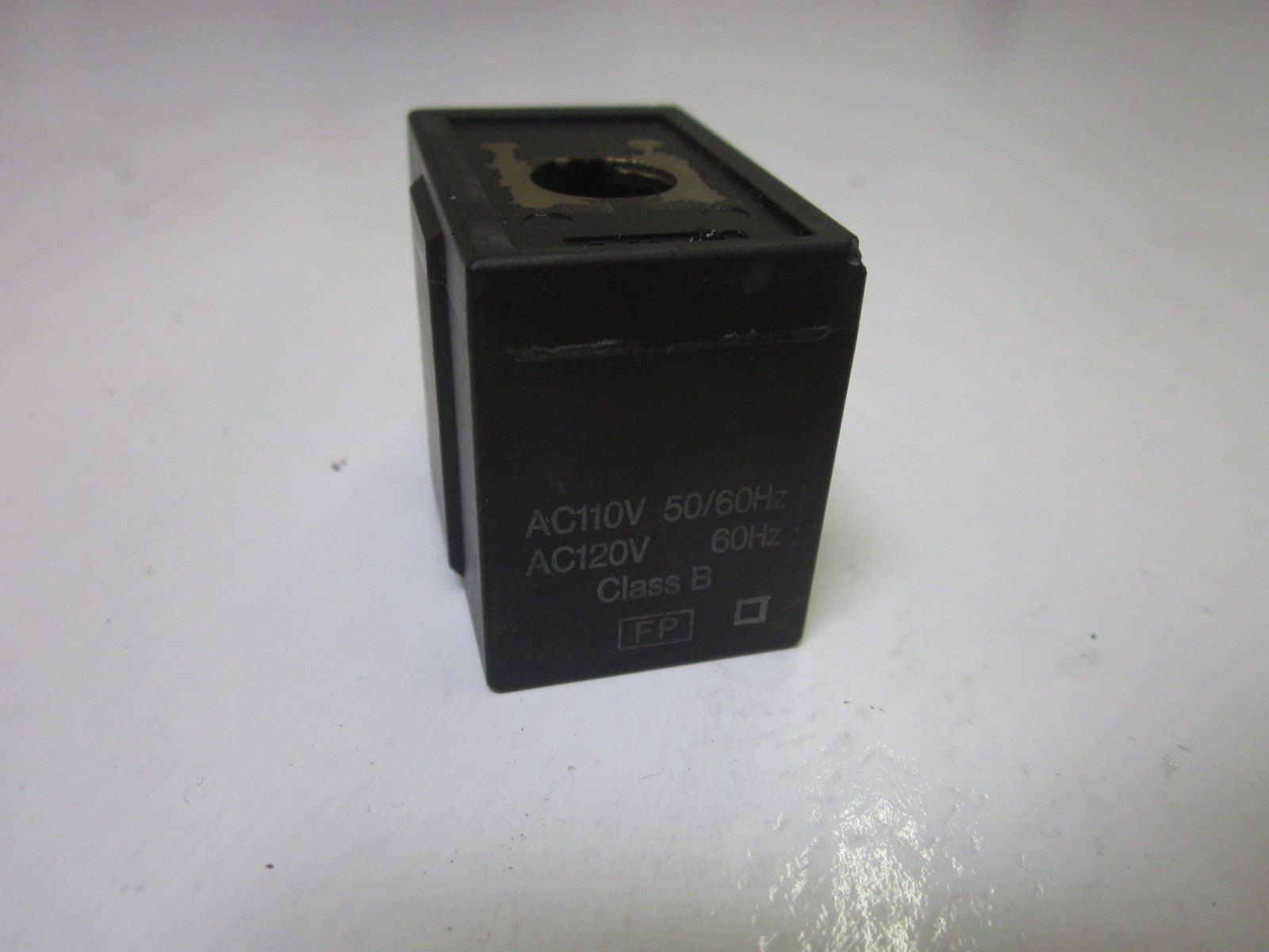 AC120V 60HZ CLASS B *NEW NO BOX*