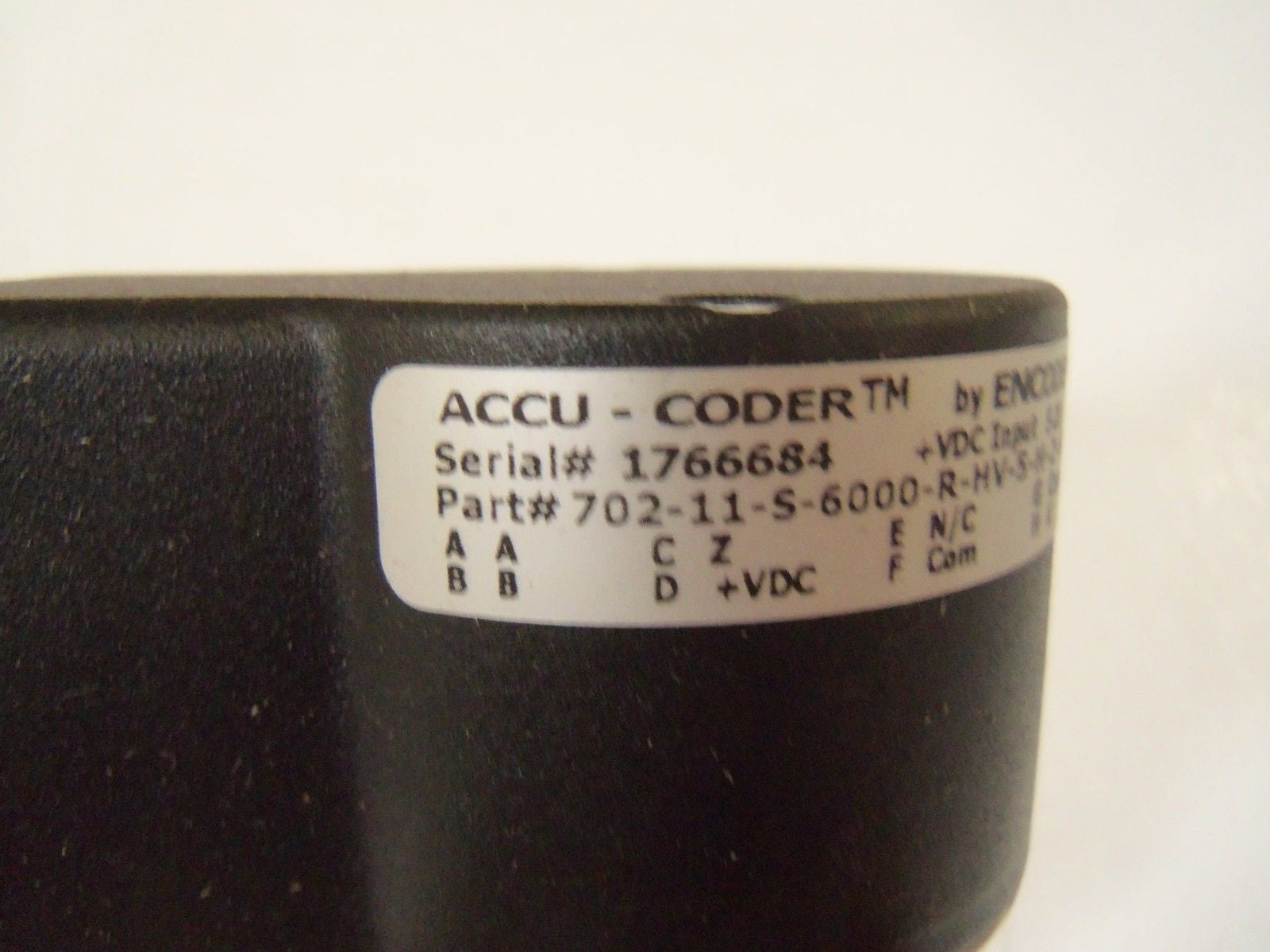 ACCU-CODER 702-11-S-6000-R-HV-5-H-2-SX-Y-N ENCODER  *USED*