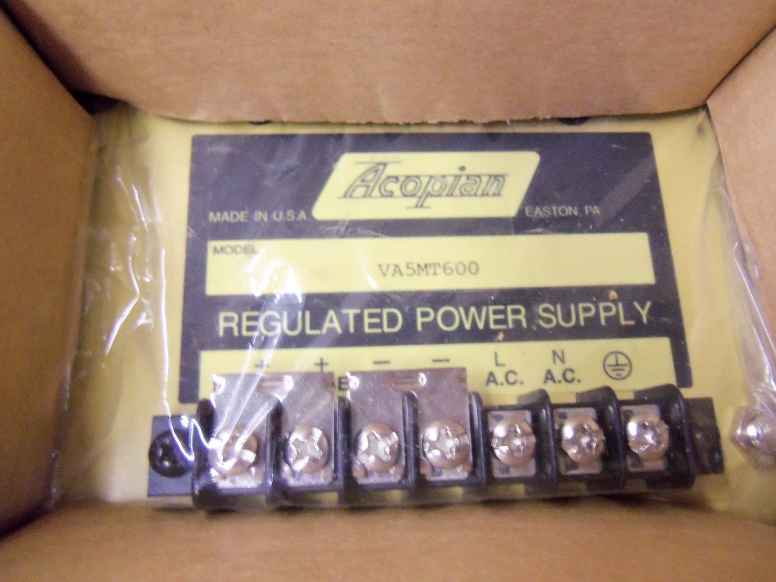 ACOPIAN VA5MT600 *NEW IN BOX*