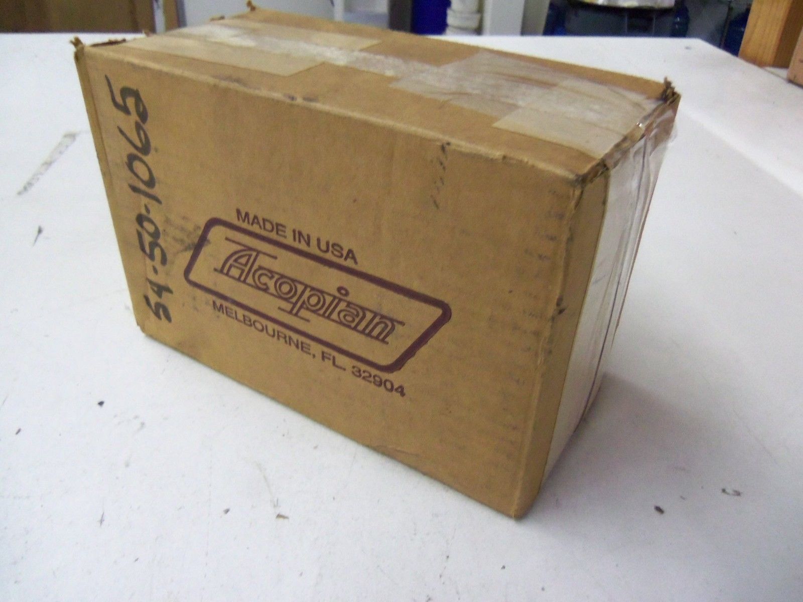 ACOPIAN VA5MT600 *NEW IN BOX*