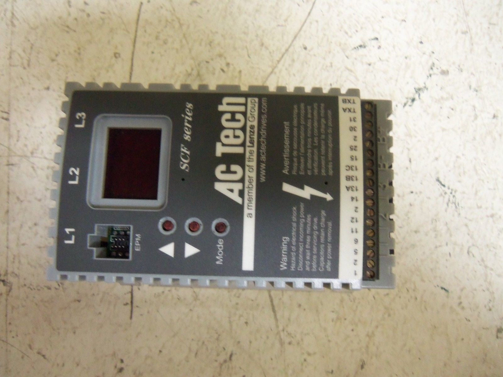 AC TECH SF210 SERIES DRIVE *USED*