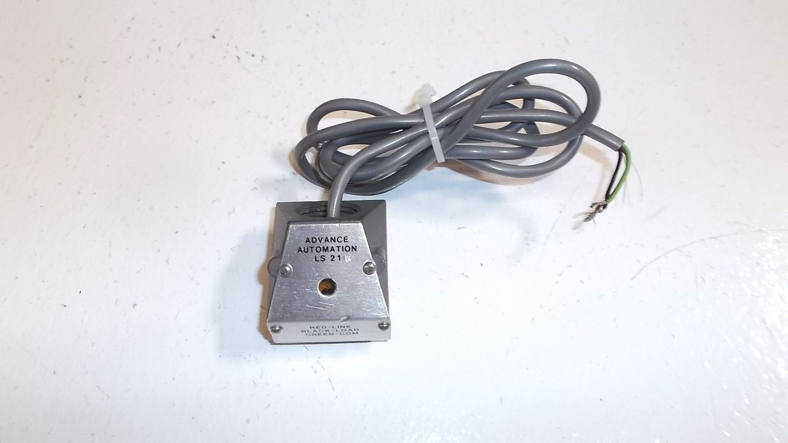 ADVANCED AUTOMATION INDICATOR LIGHT REED SWITCH  LS21 *NEW NO BOX*