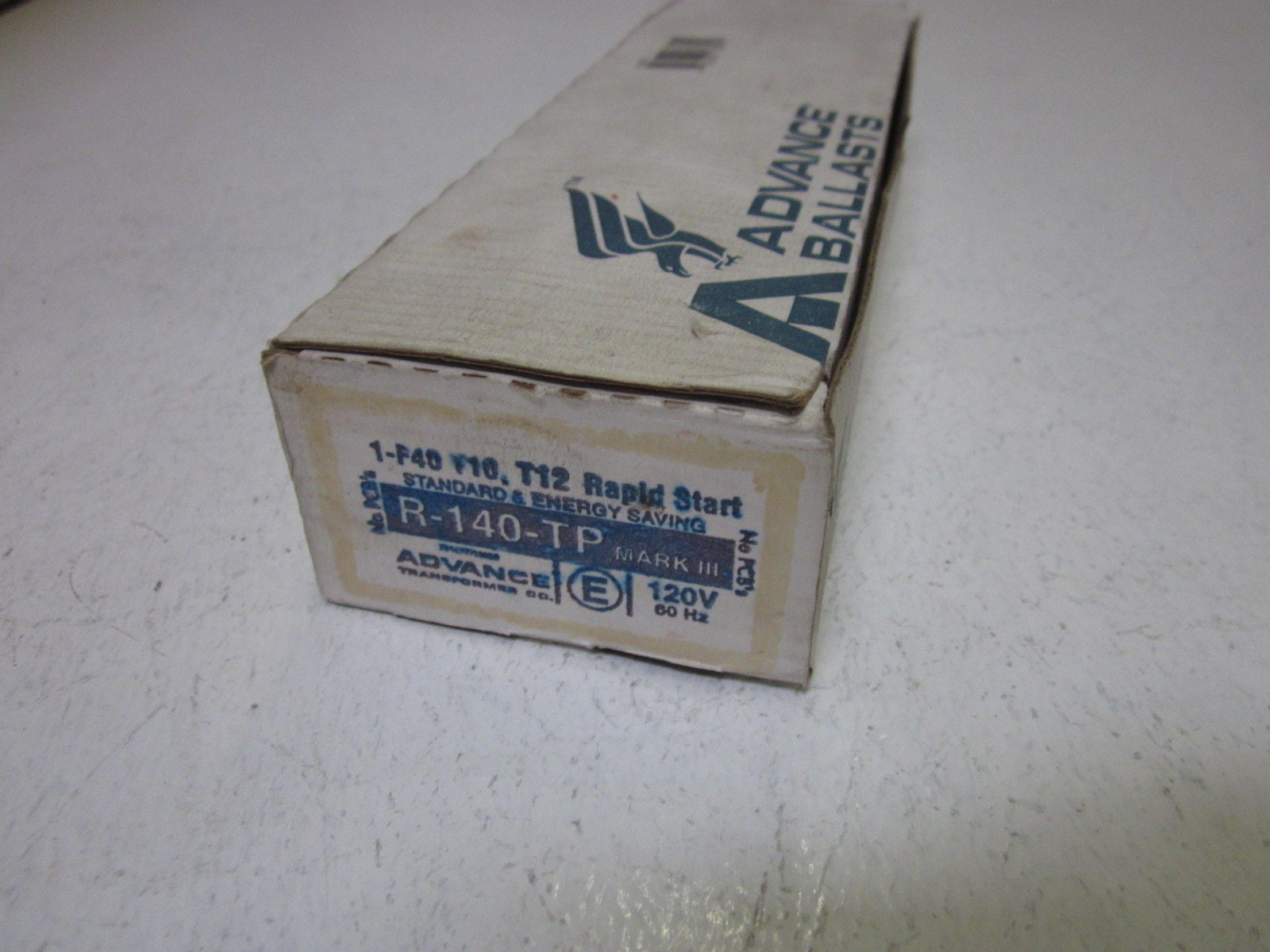 ADVANCE R-140-TP 120V *NEW IN BOX*