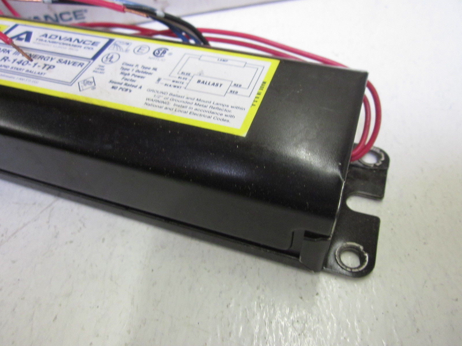 ADVANCE R-140-TP 120V *NEW IN BOX*