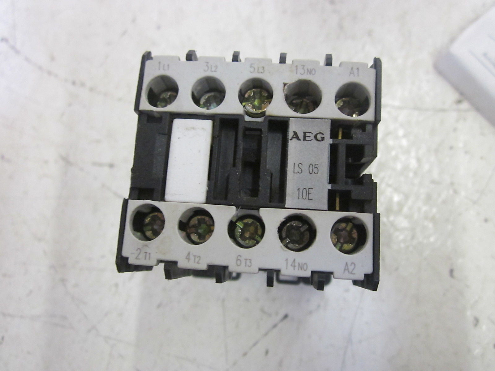 AEG LS 0.5 10-00 CONTACTOR 24VDC *NEW IN BOX*