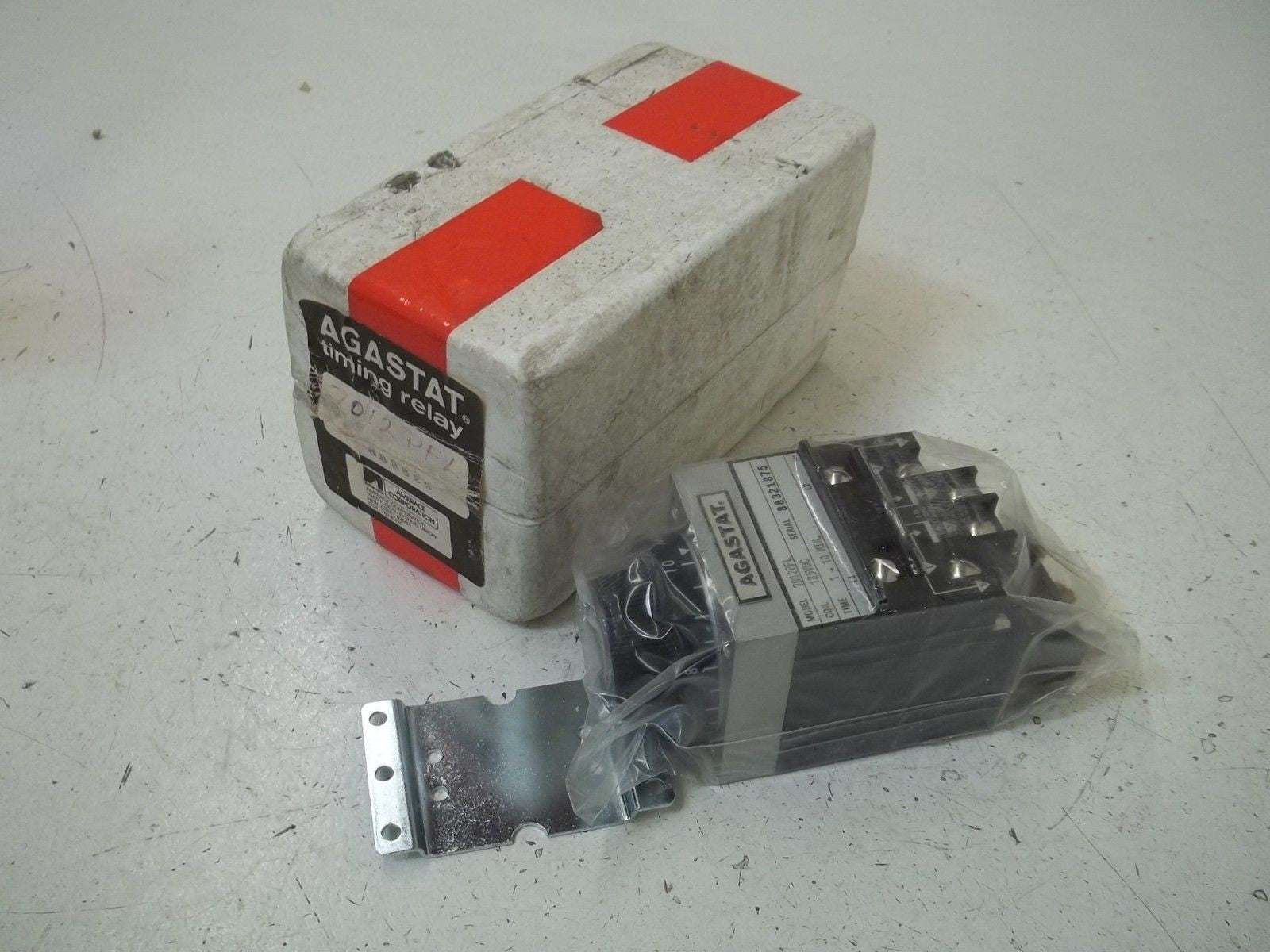 AGASTAT 7012PFL 1-10 MIN 125VDC *NEW IN BOX*