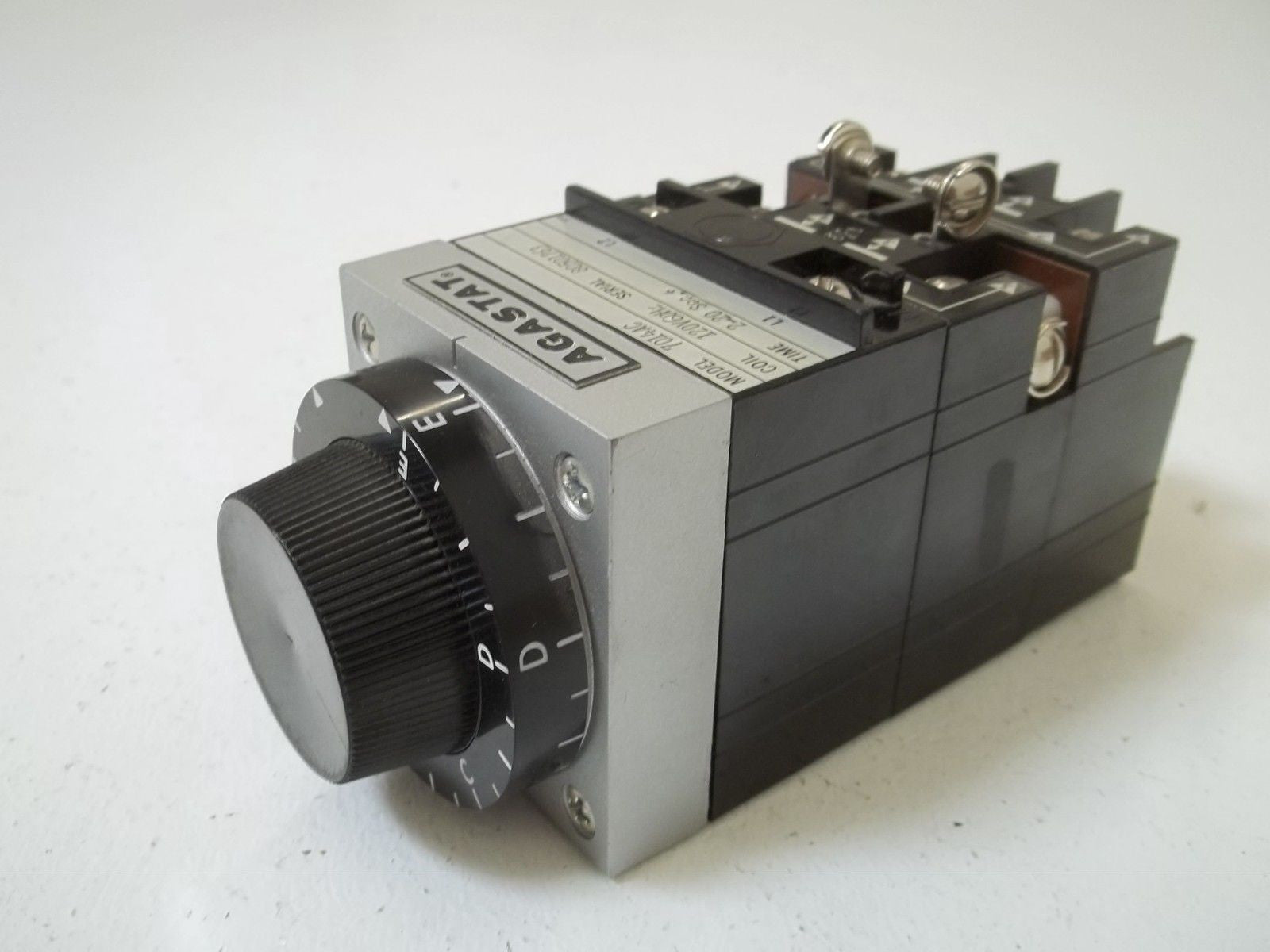 AGASTAT 7014AC TIMING RELAY 2-20 SEC.+ *USED*