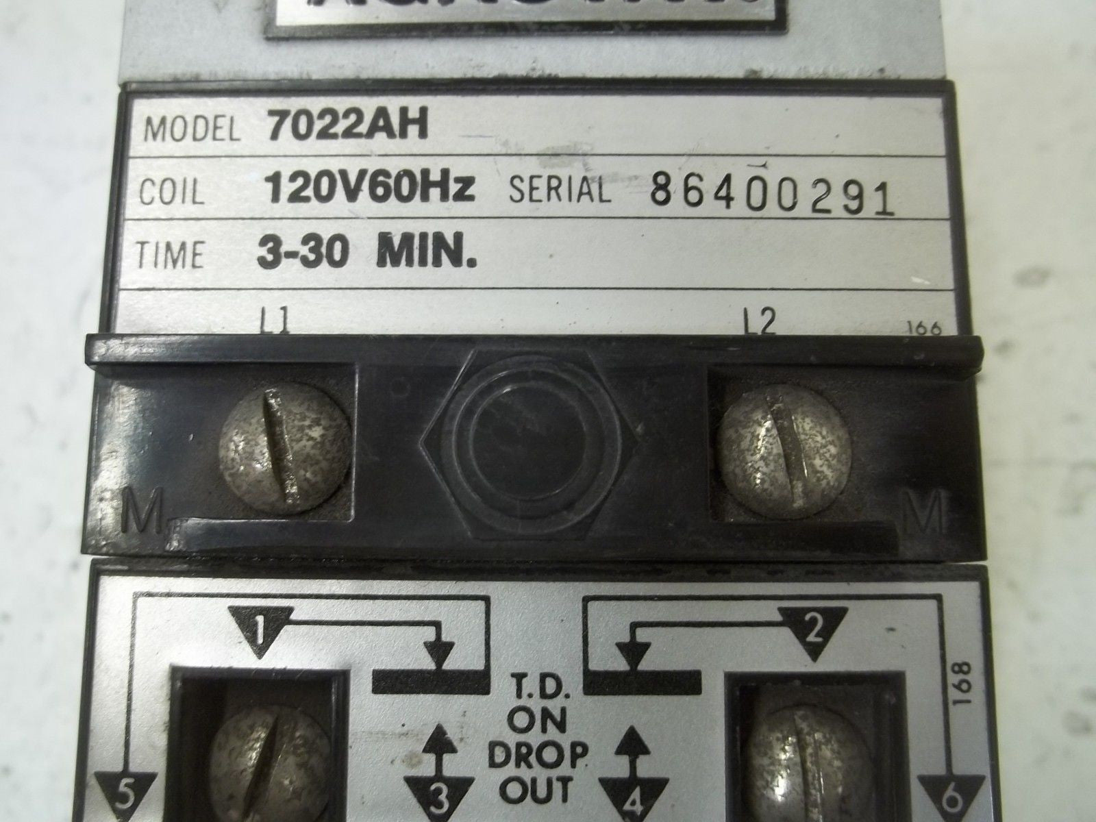 AGASTAT 7022AH TIMING RELAY 3-30MIN. 120V *USED*