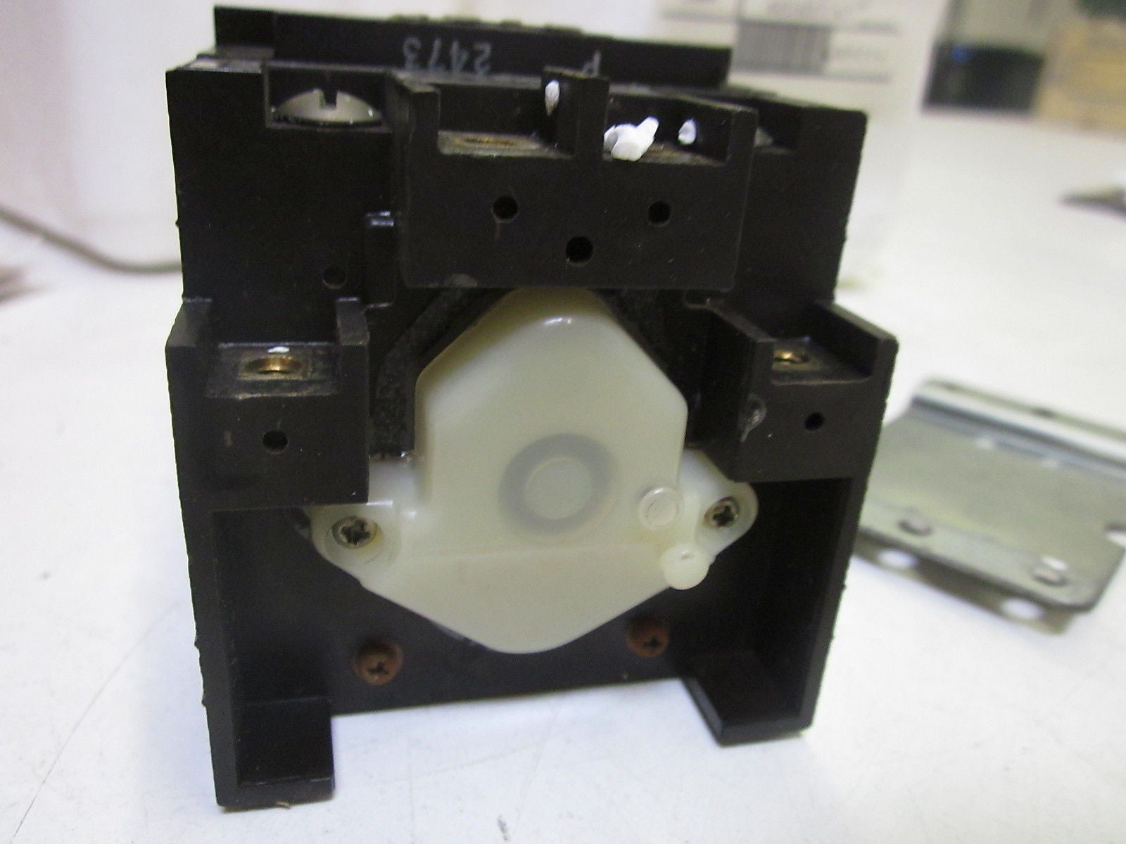 AGASTAT 7022PHM TIME DELAY RELAY 3-30 MIN. *USED*