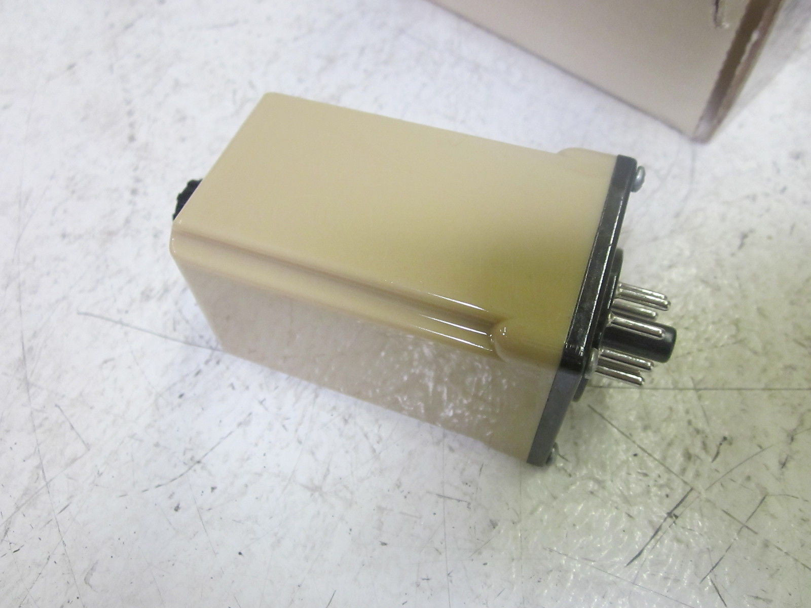 AGASTAT SSC12AAA RELAY .1-3 SECONDS 120VAC  *NEW IN BOX*