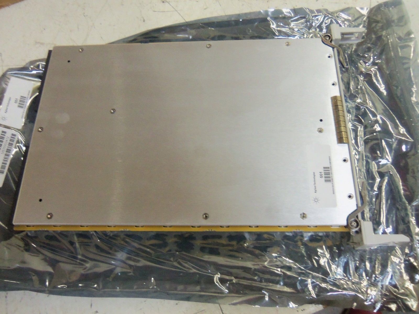 AGILENT E1418A CONVERTER MODULE * NEW IN BOX *