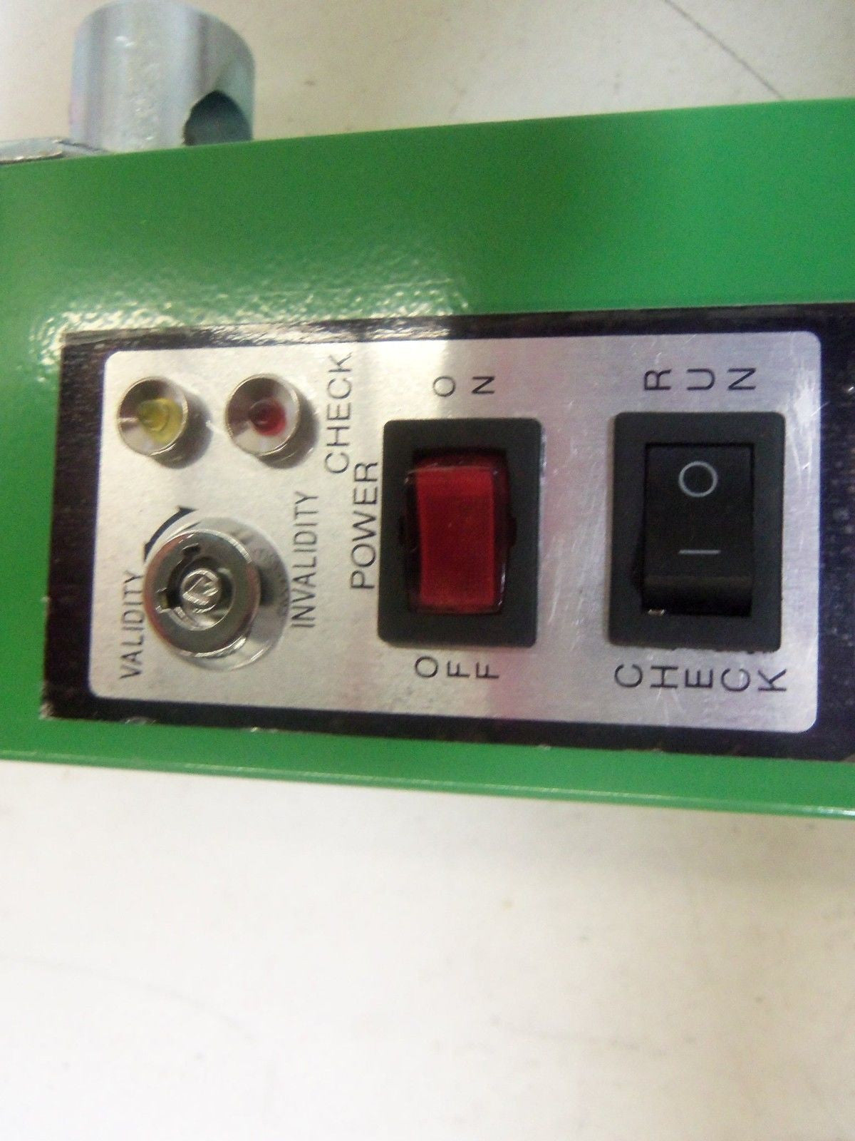 AH-508 PHOTO-ELECTRIC SAFETY DEVICE *NEW NO BOX*