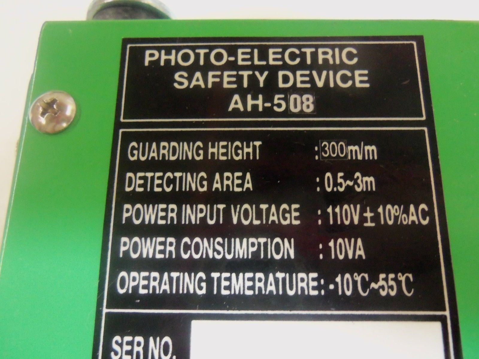 AH-508 PHOTO-ELECTRIC SAFETY DEVICE *NEW NO BOX*