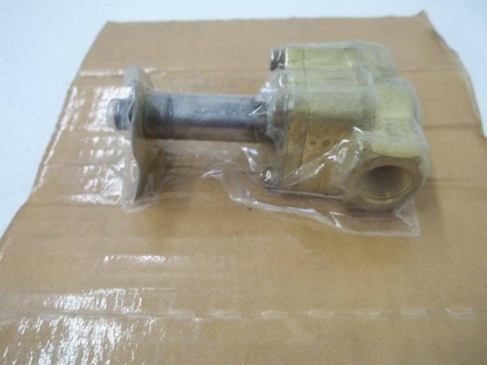 ALCO CONTROLS 206CA 3/8B 3/8P *NEW NO BOX*