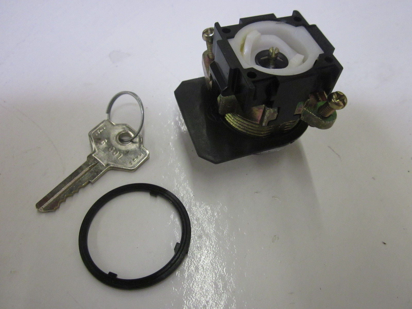 ALCOSWITCH M6200-0 *NEW IN BOX*