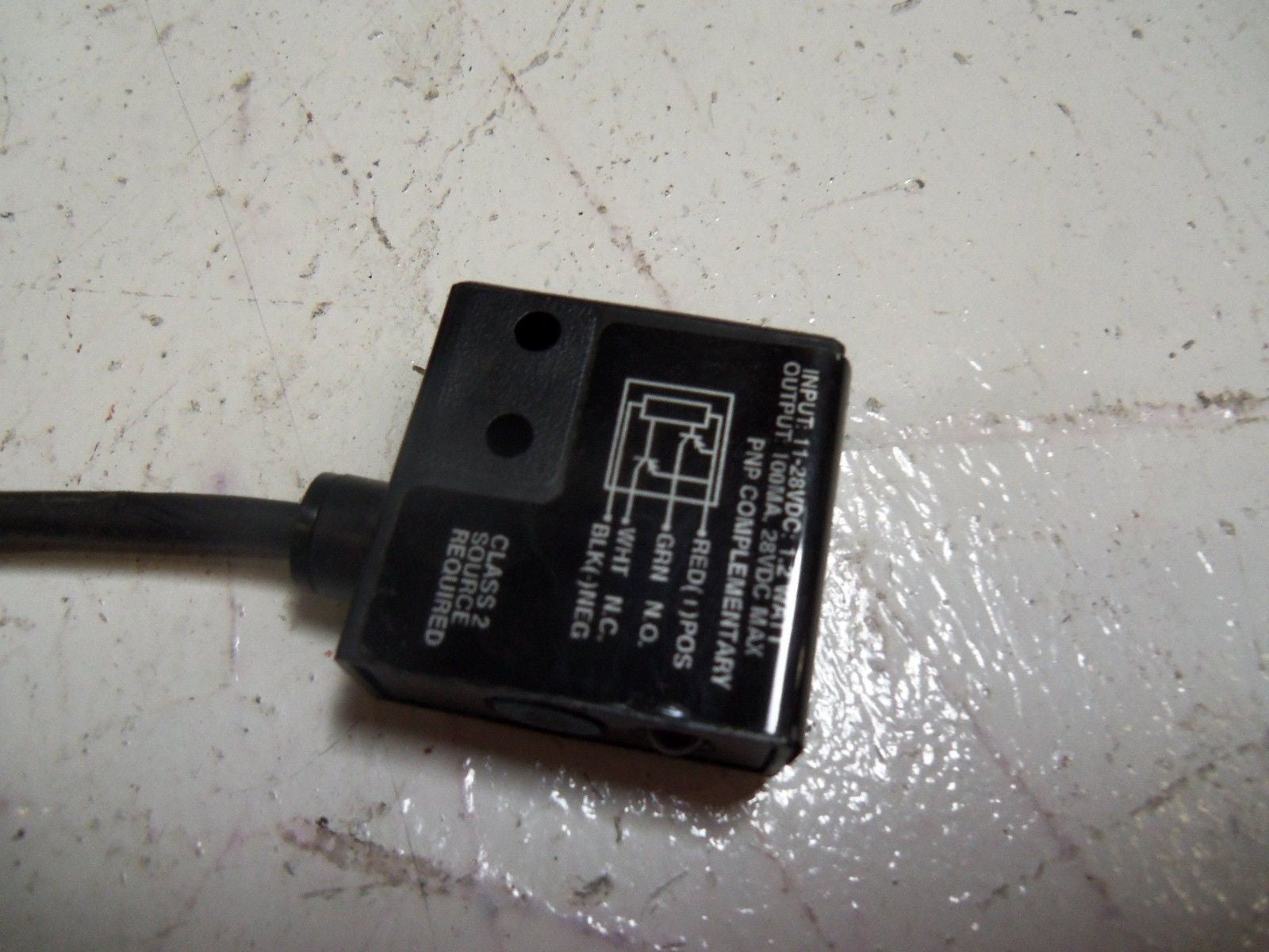 ALLEN-BRADLEY 42SMR-7111 SERIES B TRANSBEAM RECIEVER *USED*
