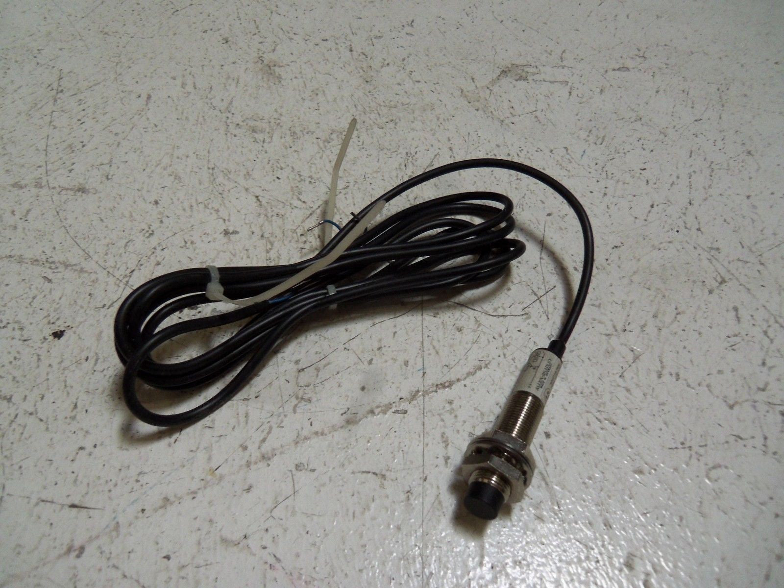 ALLEN-BRADLEY 871C-P4B12 SERIES A PROXIMITY SWITCH *USED*