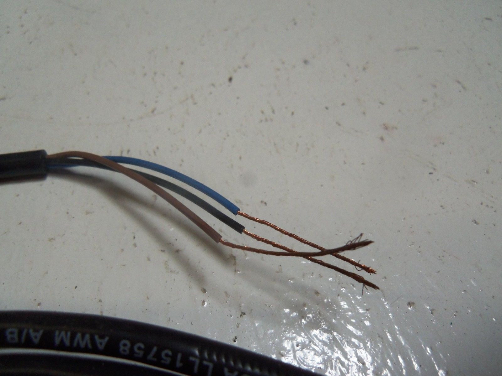 ALLEN-BRADLEY 872C-DH8NP18-E2 SERIES C PROXIMITY SENSOR *USED*
