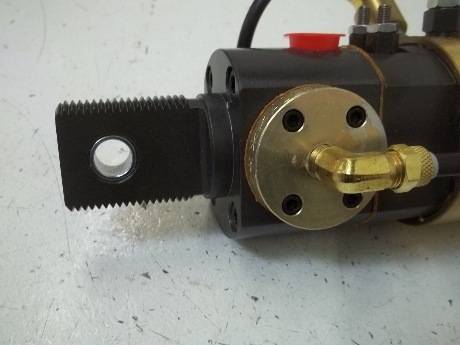 ALLENAIR EV 2&1/2X5 BCWR VCR PNEUMATIC CYLINDER *NEW IN BOX*