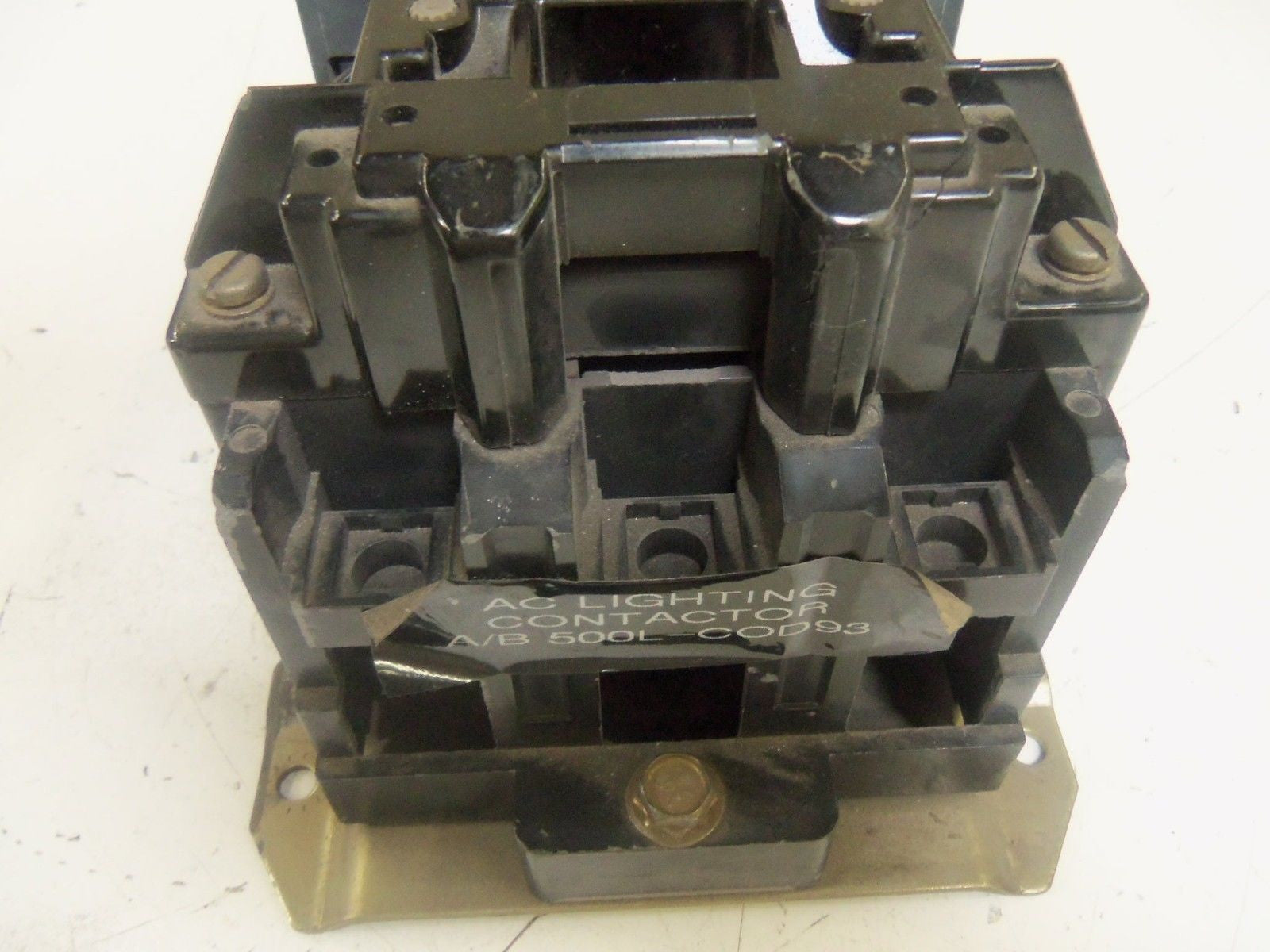 ALLEN BRADLEY 500L-DOD93 SER. A AC CONTACTOR 115-120V *USED*