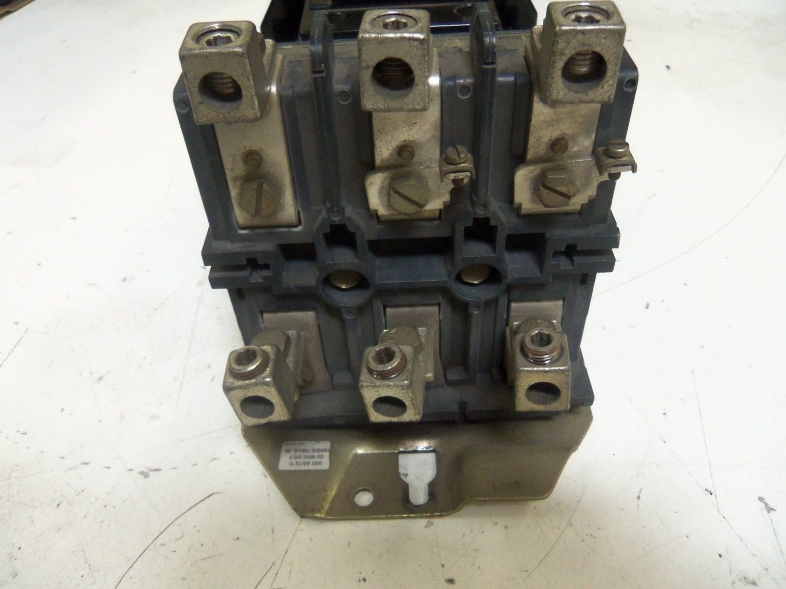 ALLEN BRADLEY 500L-DOD93 SER. A AC CONTACTOR 115-120V *USED*