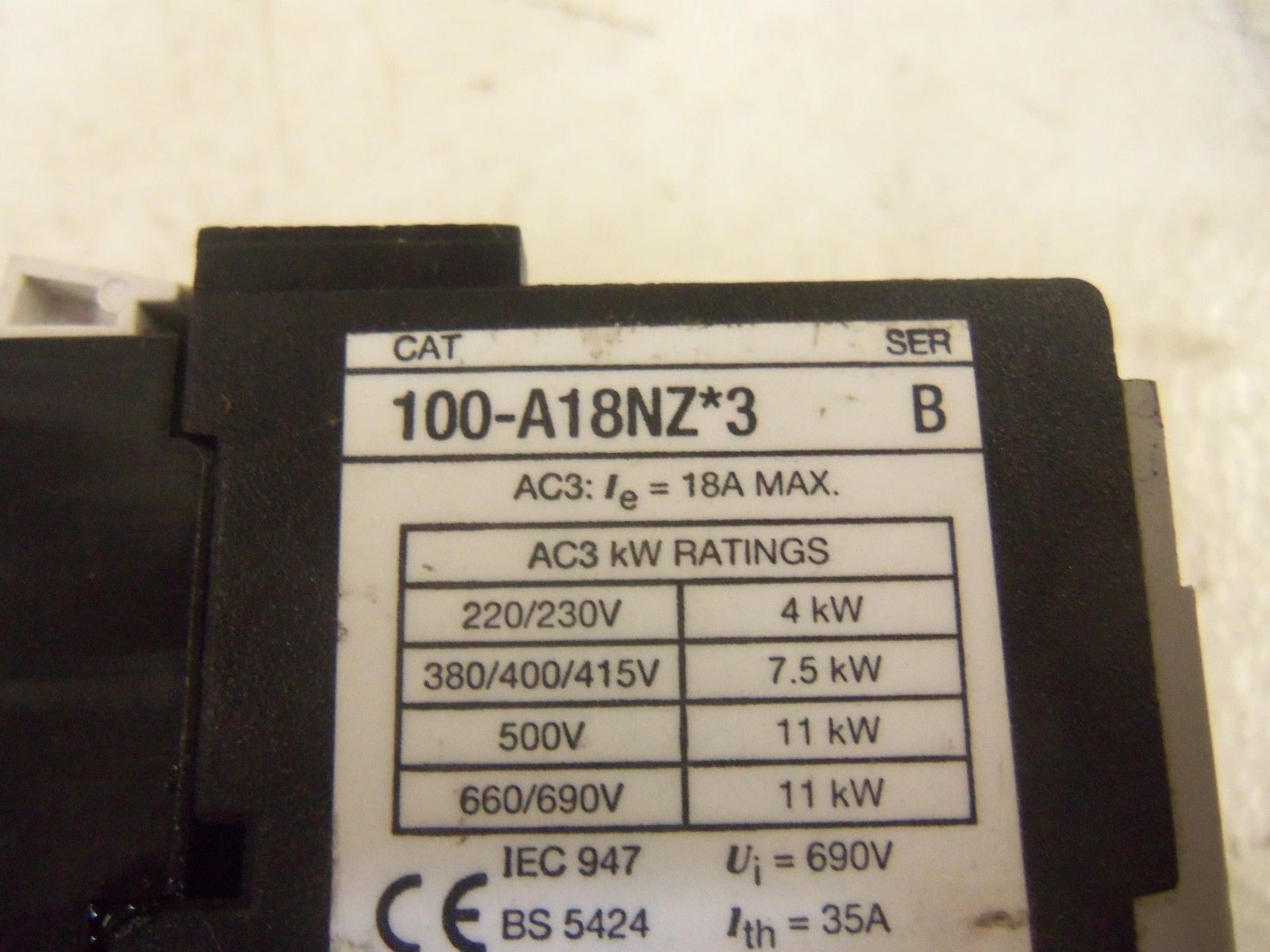 ALLEN BRADLEY 100-A18NZJ3 SER. B CONTACTOR 24VDC *USED*