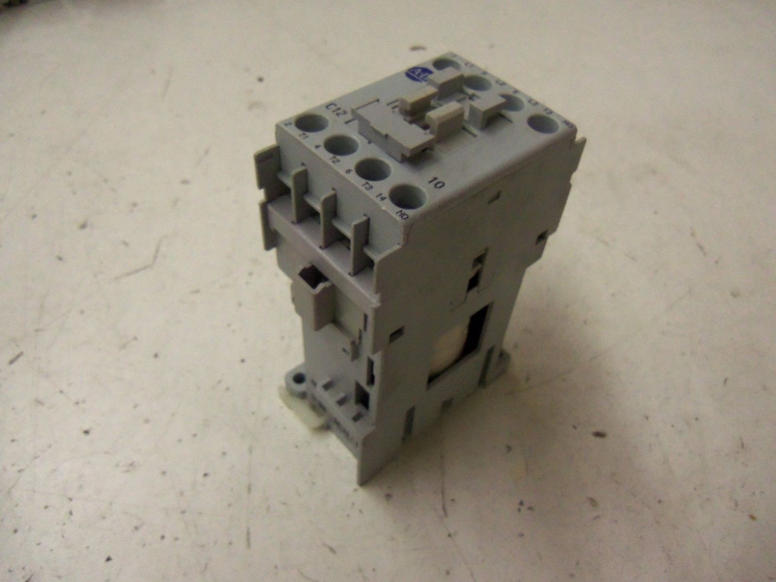 ALLEN BRADLEY 100-C12DJ10 SER. A CONTACTOR 24VDC *NEW NO BOX*