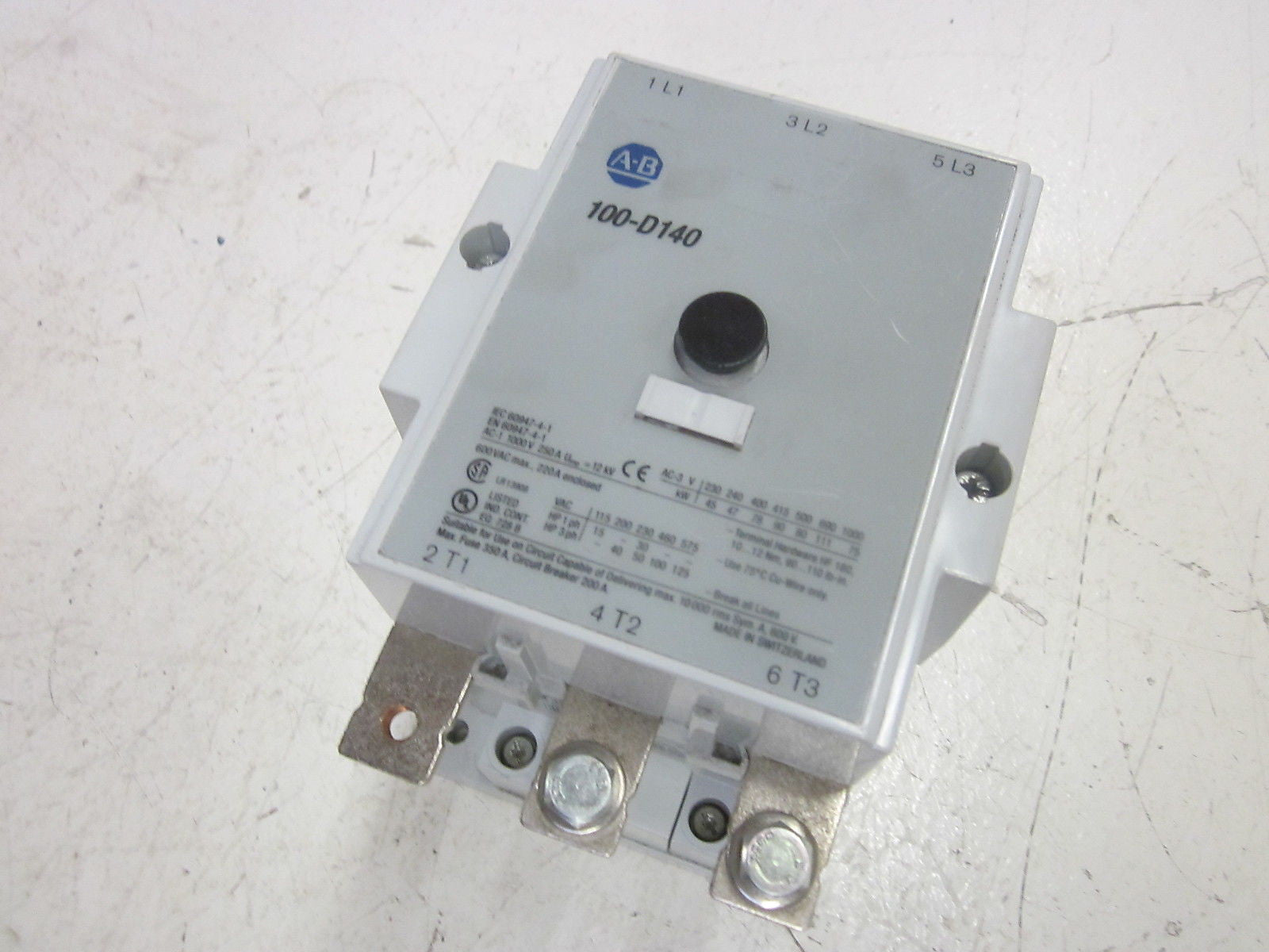 ALLEN BRADLEY 100-D140D00 SER. A CONTACTOR 120V *USED*