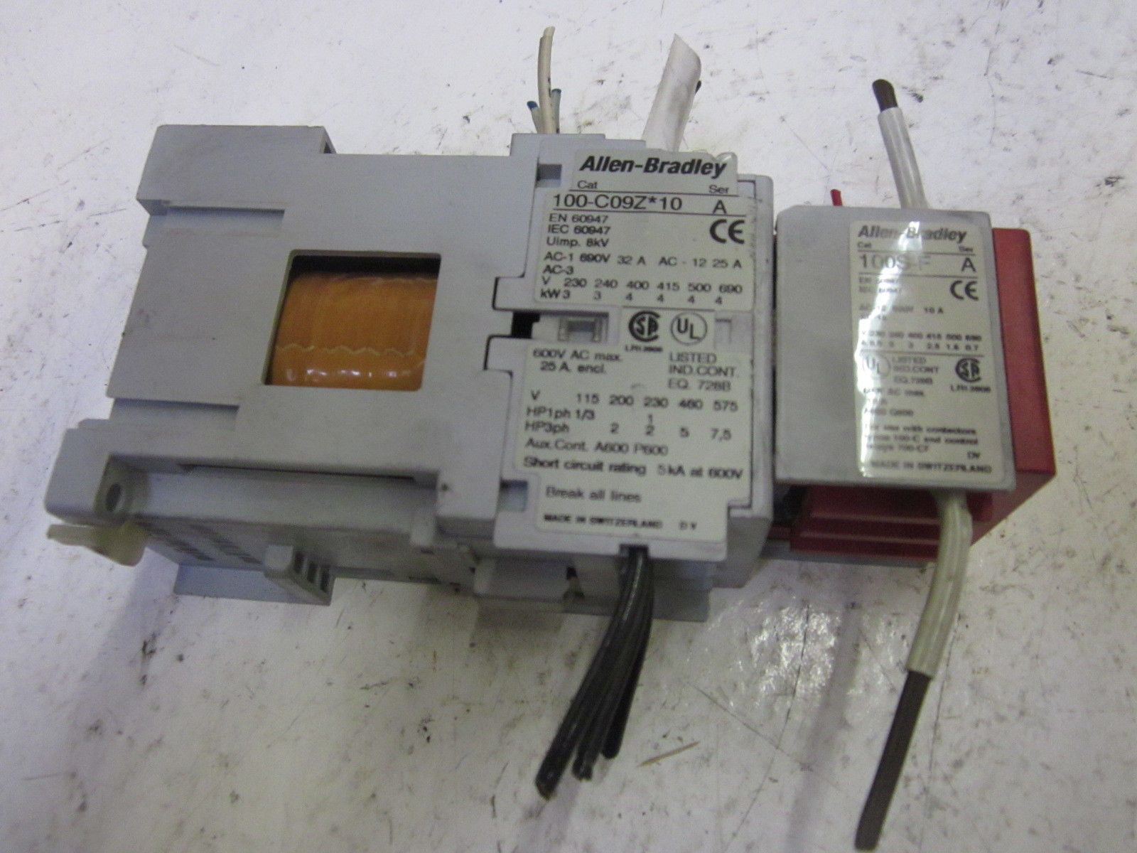 ALLEN BRADLEY 100S-C09ZJ14C SER. C SAFETY CONTACTOR *USED*