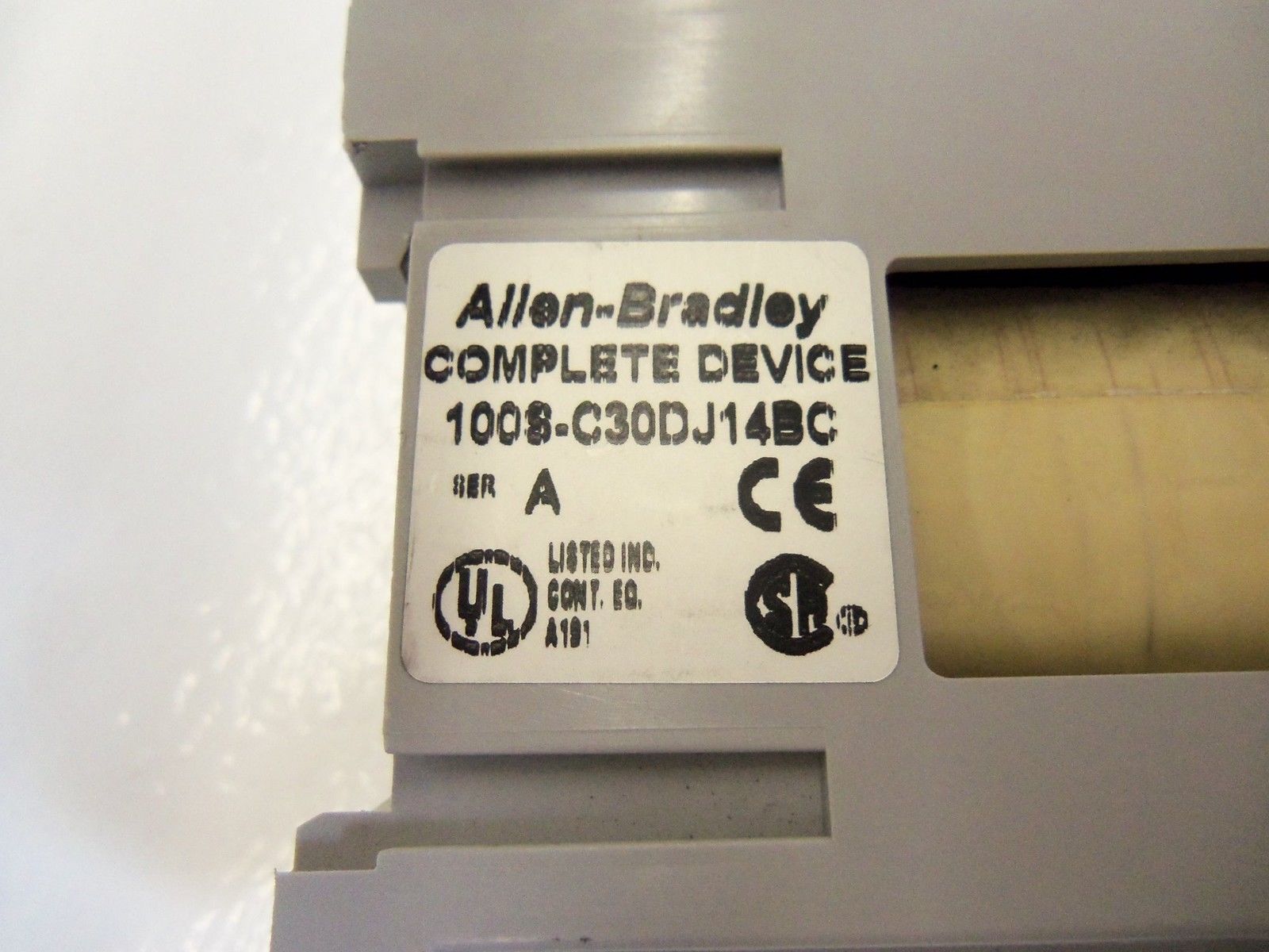 ALLEN BRADLEY 100S-C30DJ14BC SER. A SAFETY CONTACTOR 24VDC *USED*