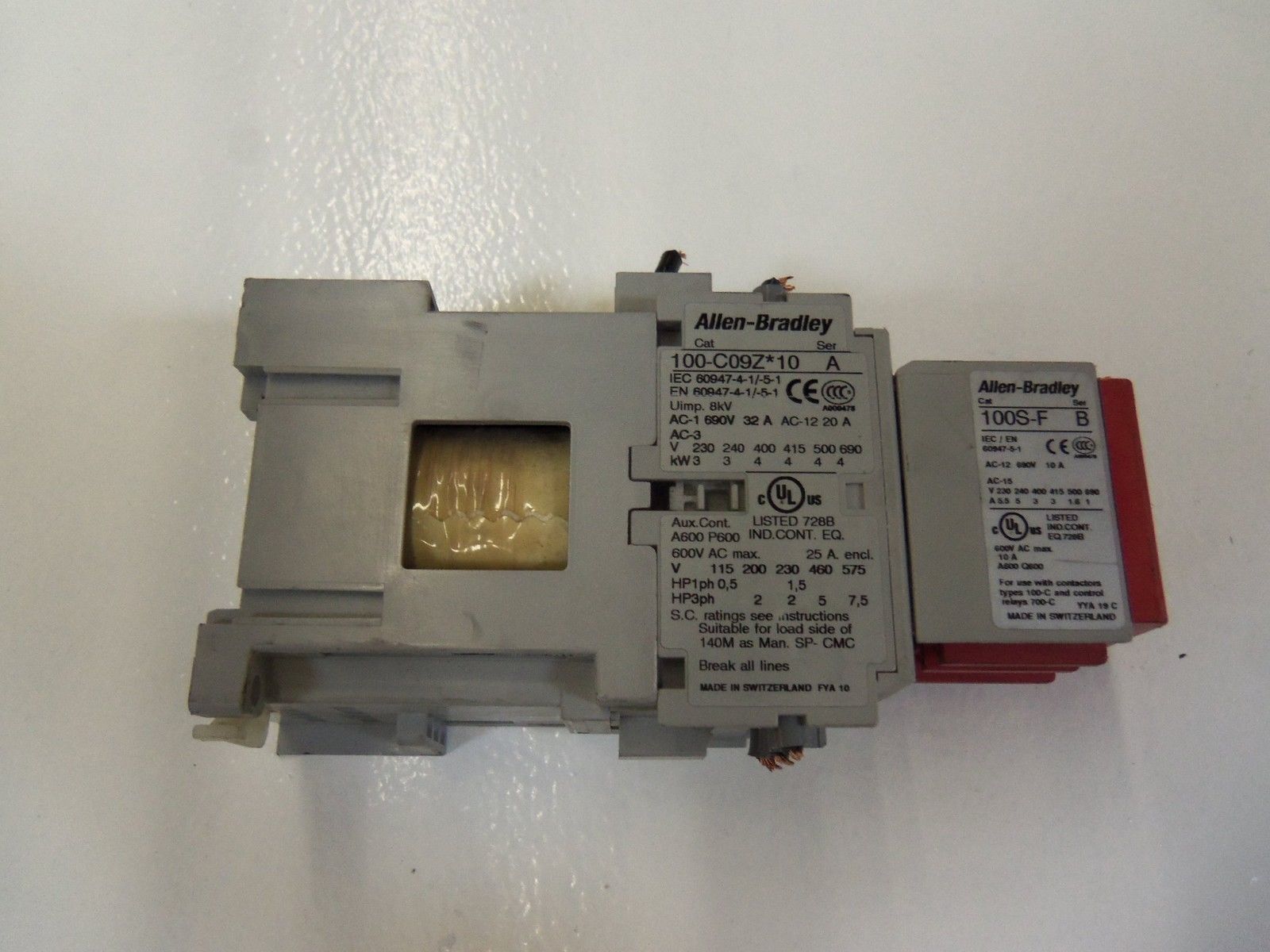 ALLEN BRADLEY 100S-C09ZJ14C SER. A SAFETY CONTACTOR 24VDC *USED*