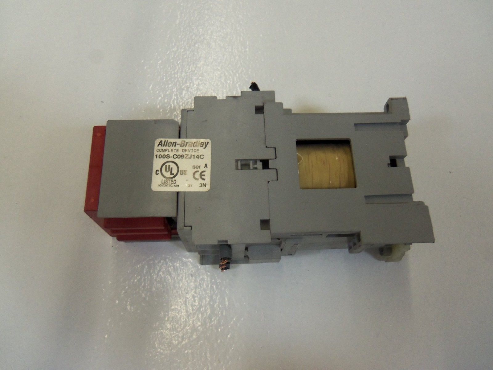 ALLEN BRADLEY 100S-C09ZJ14C SER. A SAFETY CONTACTOR 24VDC *USED*