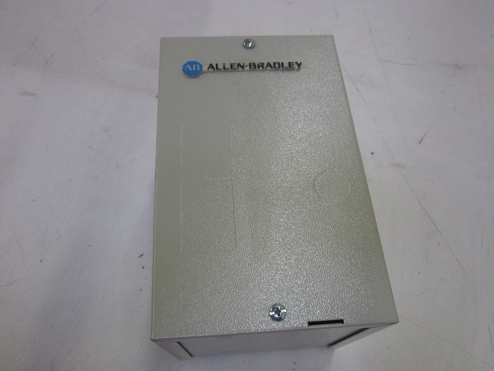 ALLEN BRADLEY 109-A09AD3-B80 SER. B STARTER *NEW NO BOX*