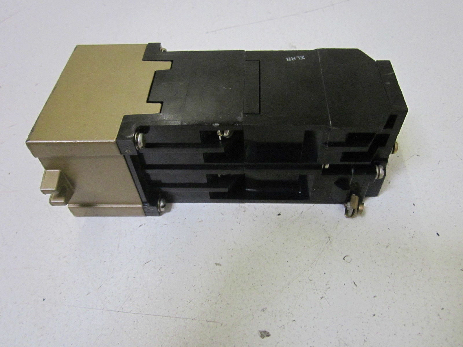 ALLEN BRADLEY 700-PL400A1 SER. B AC RELAY *USED*