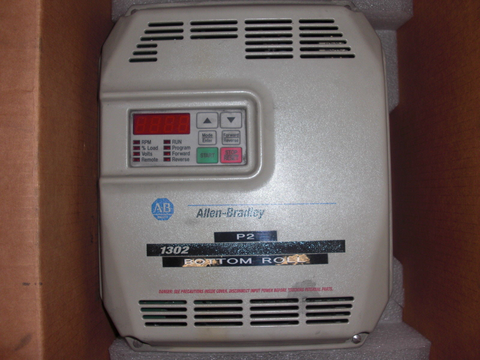 ALLEN BRADLEY 1302-C010-AA AC DRIVE *USED*