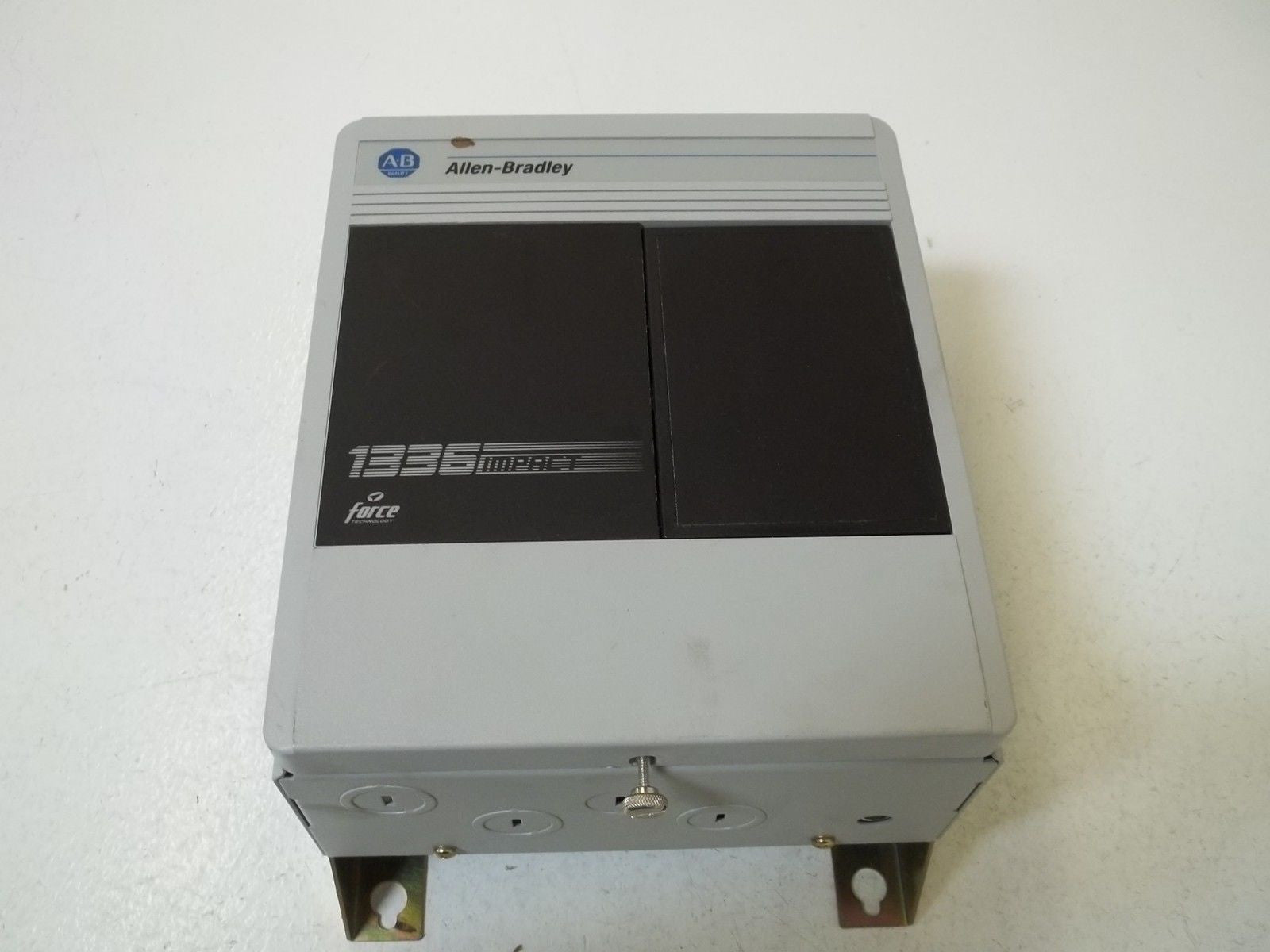 ALLEN BRADLEY 1336E-BRF07-AA-EN-HAB-L7E VECTOR DRIVE *NEW NO BOX*