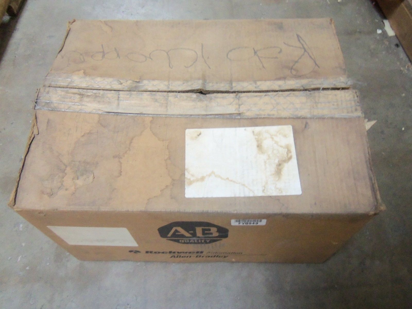 ALLEN BRADLEY 1394C-SJT05-L SERIES C *NEW IN BOX*