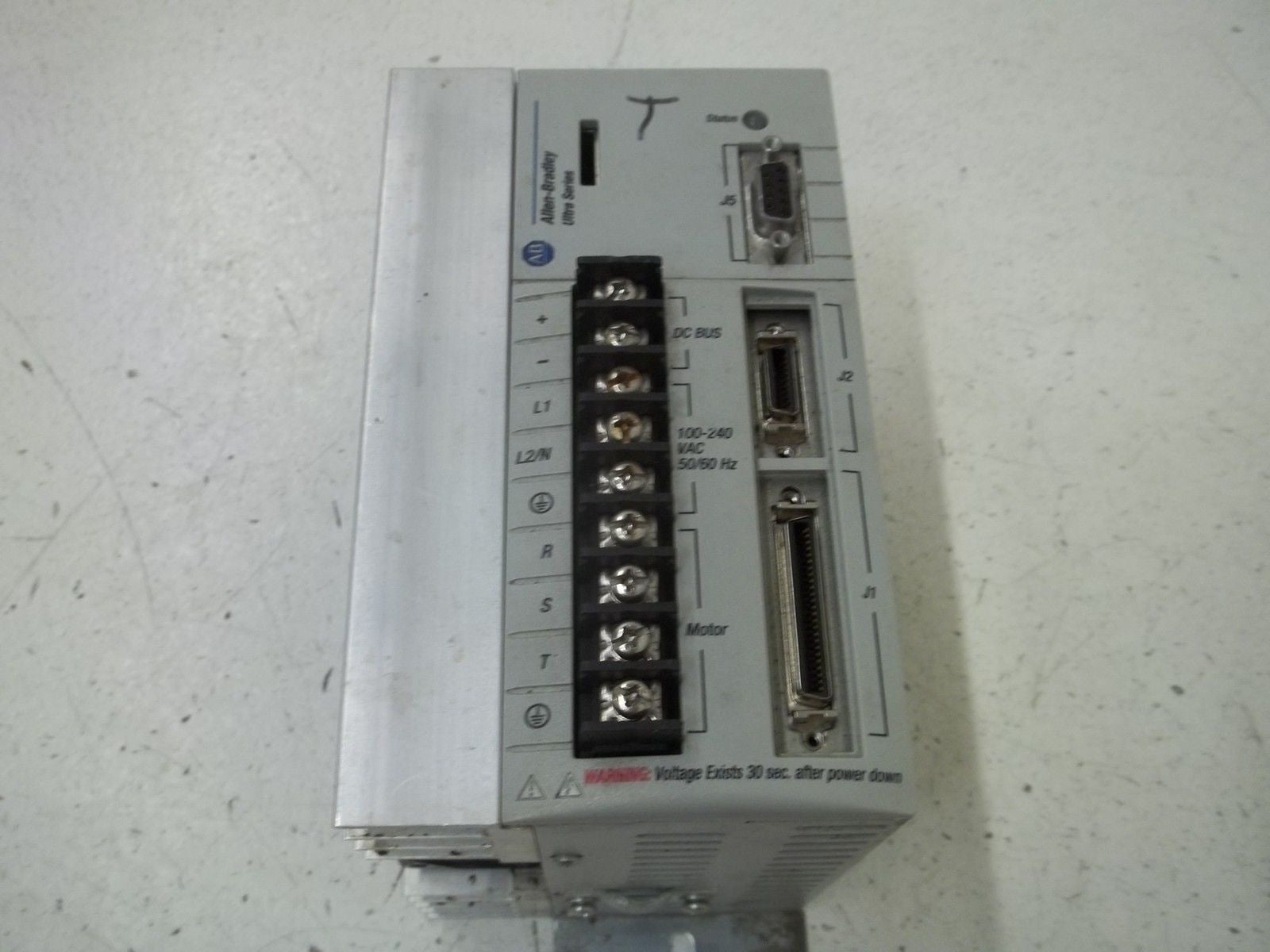 ALLEN BRADLEY 1398-DDM-019 SER.A  SERVO DRIVE *USED*
