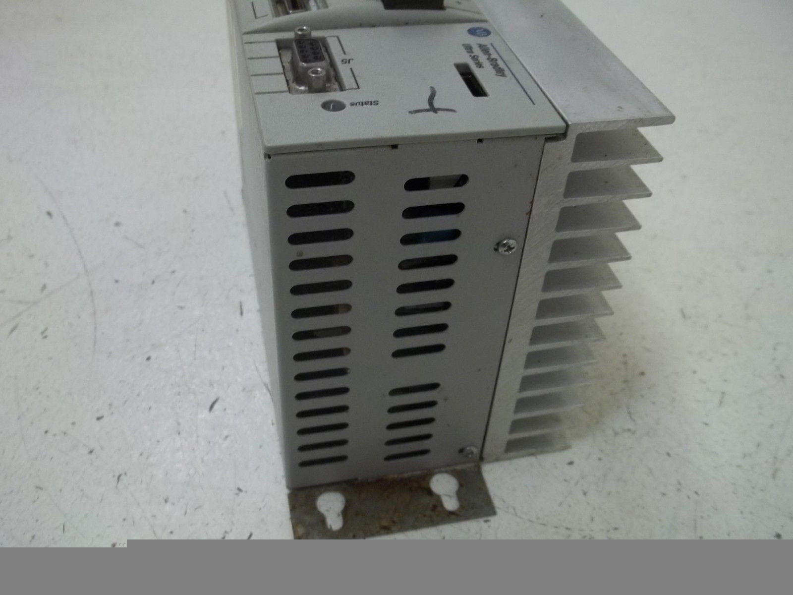 ALLEN BRADLEY 1398-DDM-019 SER.A  SERVO DRIVE *USED*