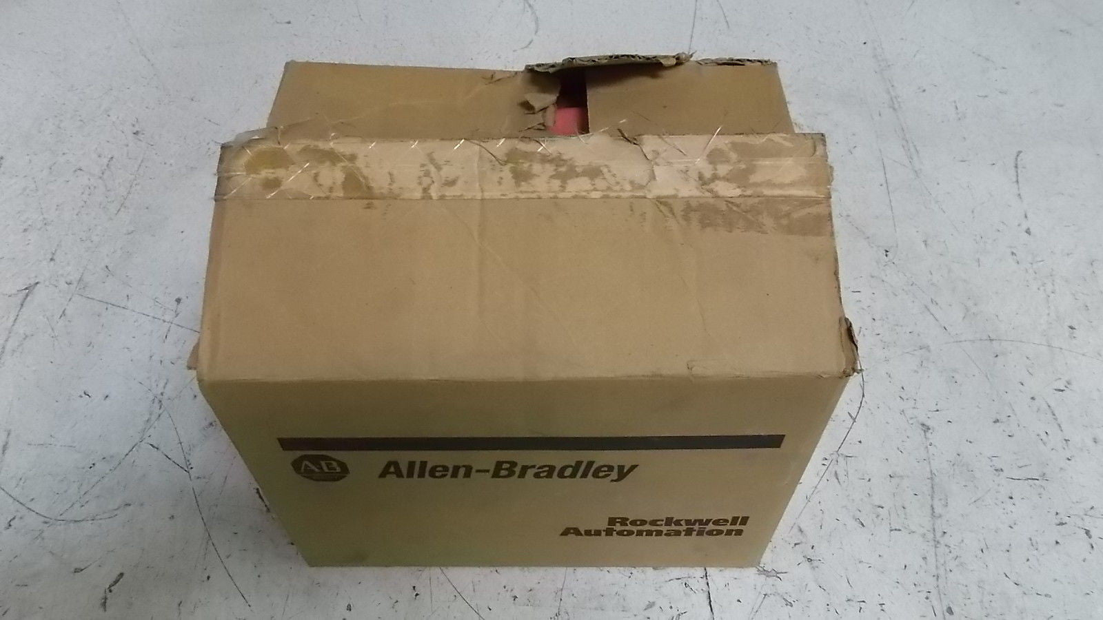 ALLEN BRADLEY 1398-DDM-005 SERIES A SERVO DRIVE *NEW IN BOX*