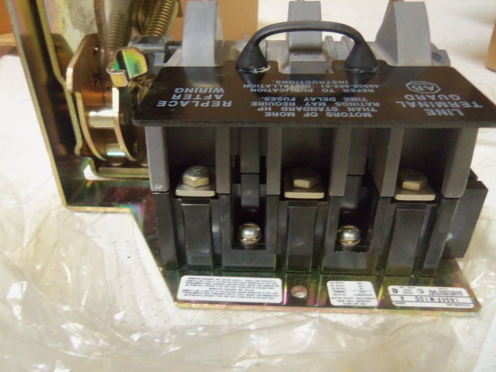 ALLEN BRADLEY 1494F-N100 SERIES A MOUNTED DISCONNECT SWITCH *NEW IN BOX*