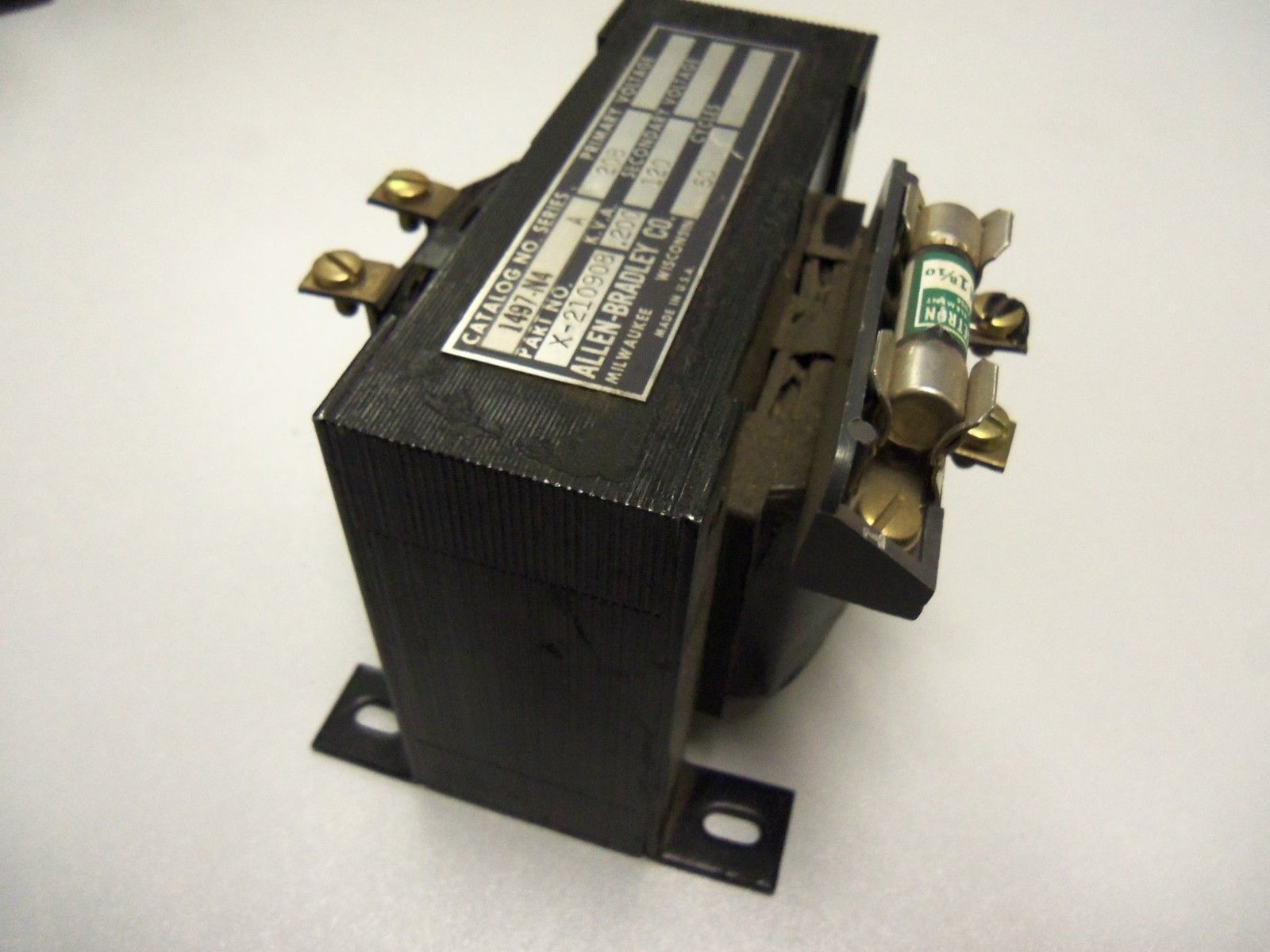 ALLEN BRADLEY 1497-N4 SERIES A *USED*