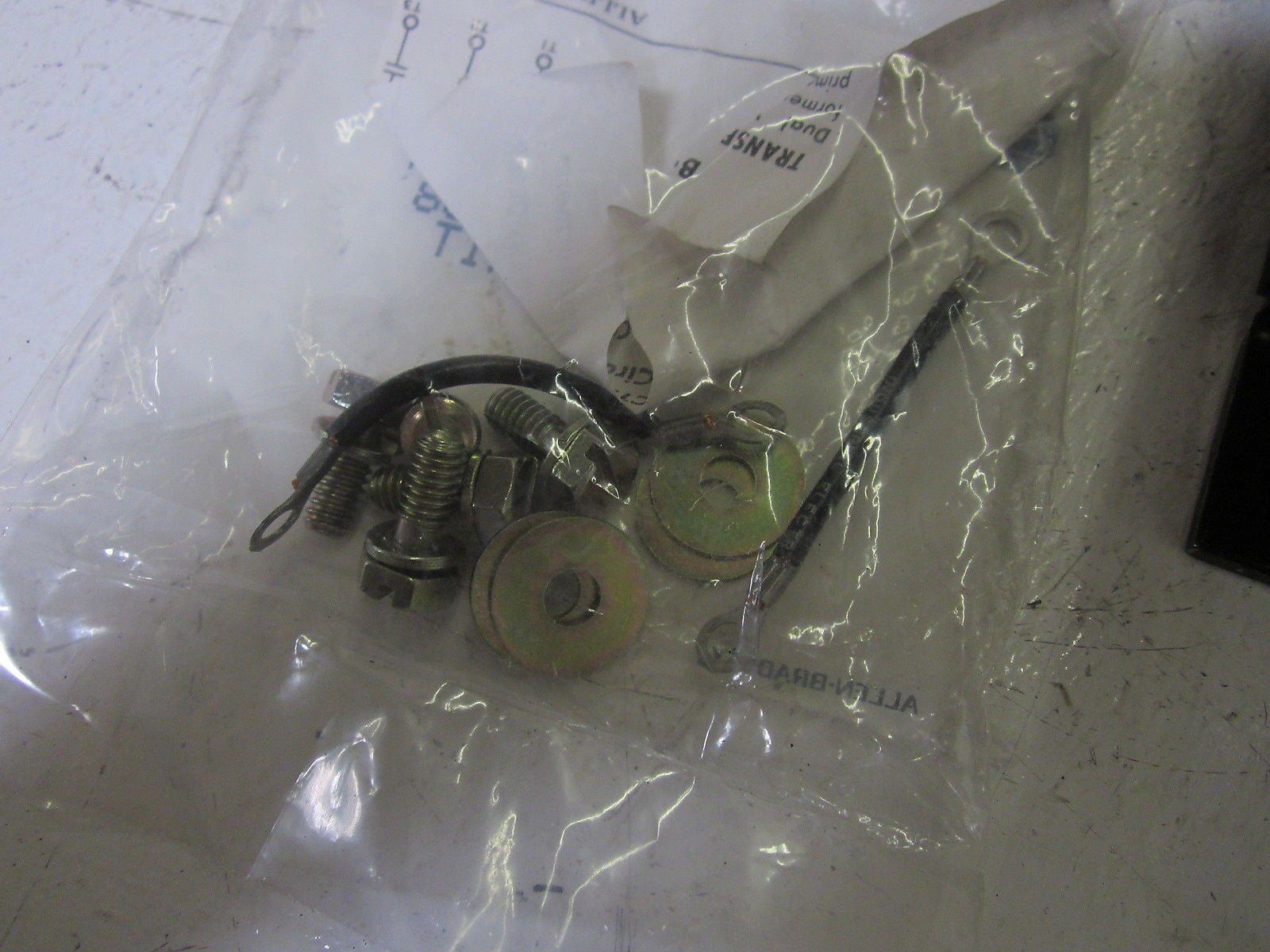 ALLEN BRADLEY 1497-N37 SER.A TRANSFORMER  240/480V *NEW IN BOX*