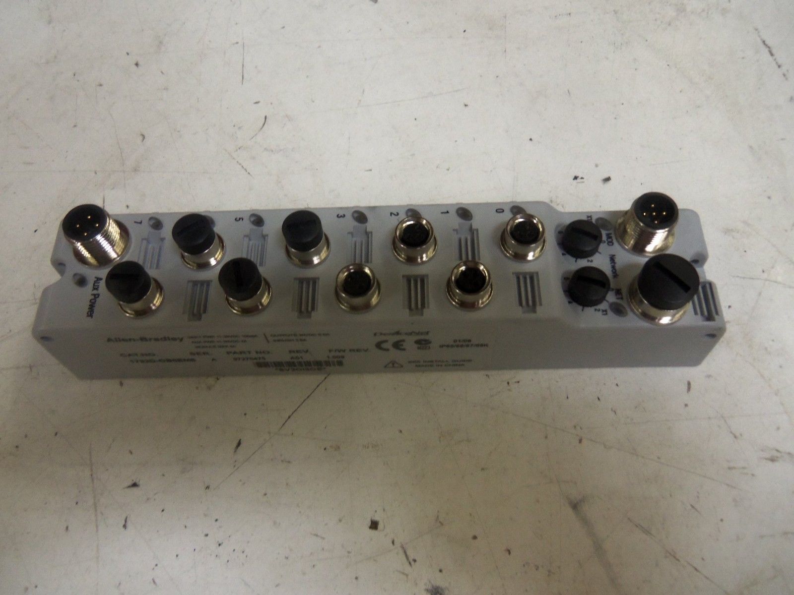 ALLEN BRADLEY 1732D-OB8EM8 SERIES A *NEW IN BOX*