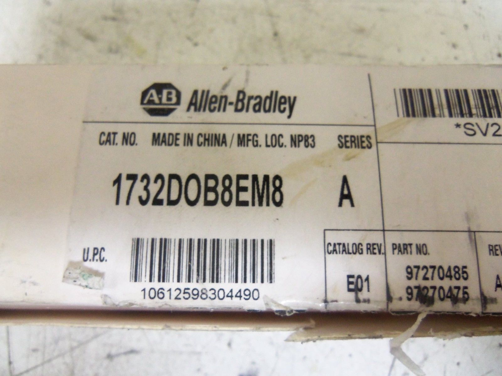 ALLEN BRADLEY 1732D-OB8EM8 SERIES A *NEW IN BOX*