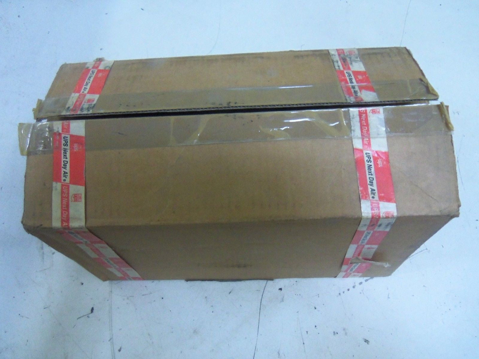 ALLEN BRADLEY SLC 100 1745-E101 SER. B EXPANSION UNIT *NEW IN BOX*