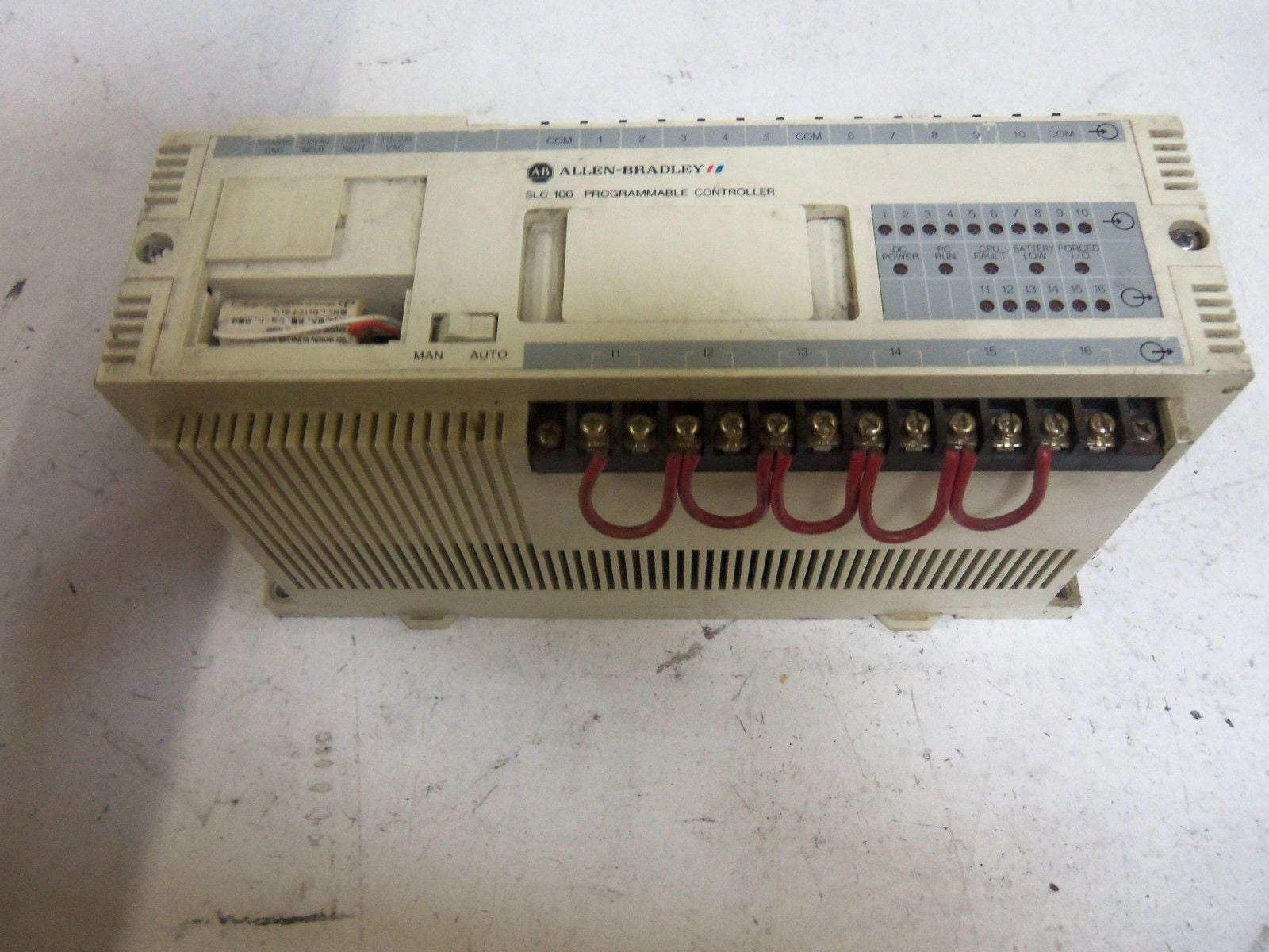 ALLEN BRADLEY SLC 100 1745-LP101 SER. C F/W 5 PROCESSOR UNIT *USED*