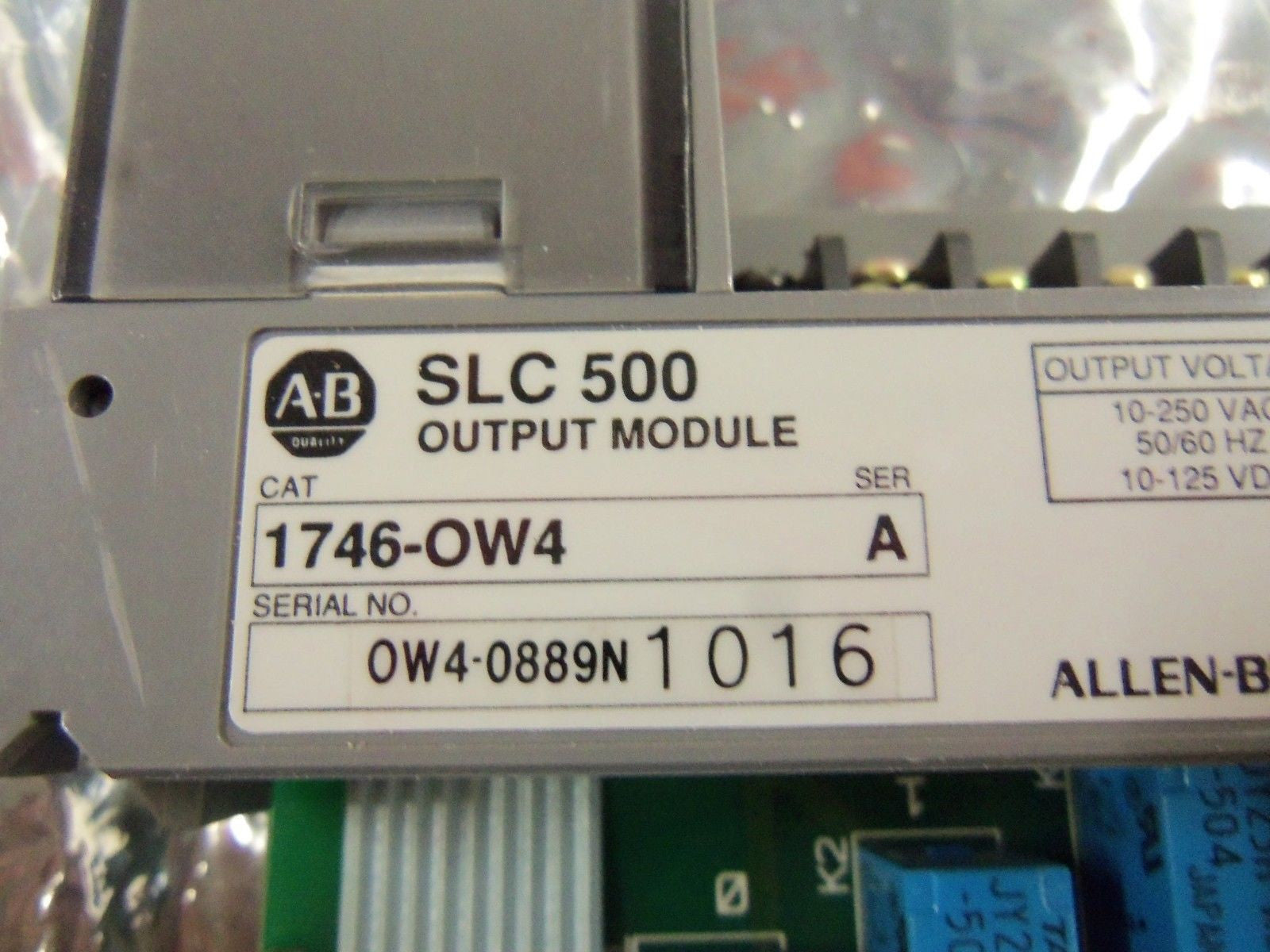 ALLEN BRADLEY SLC 500 1746-OW4 SER. A OUTPUT MODULE (AS PICTURED) *USED*